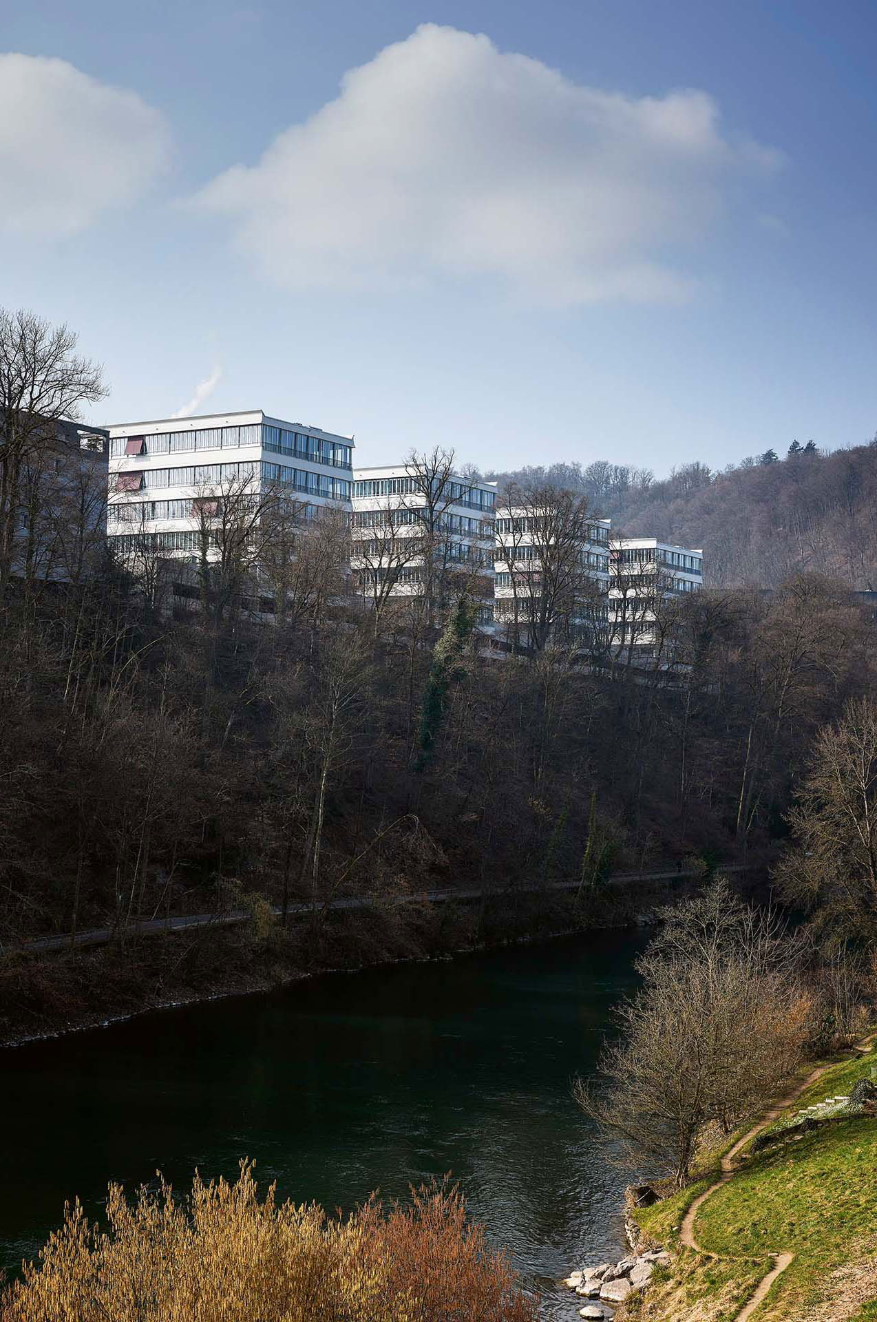 surelever-tour-suisse-solutions-baden-vue.jpg