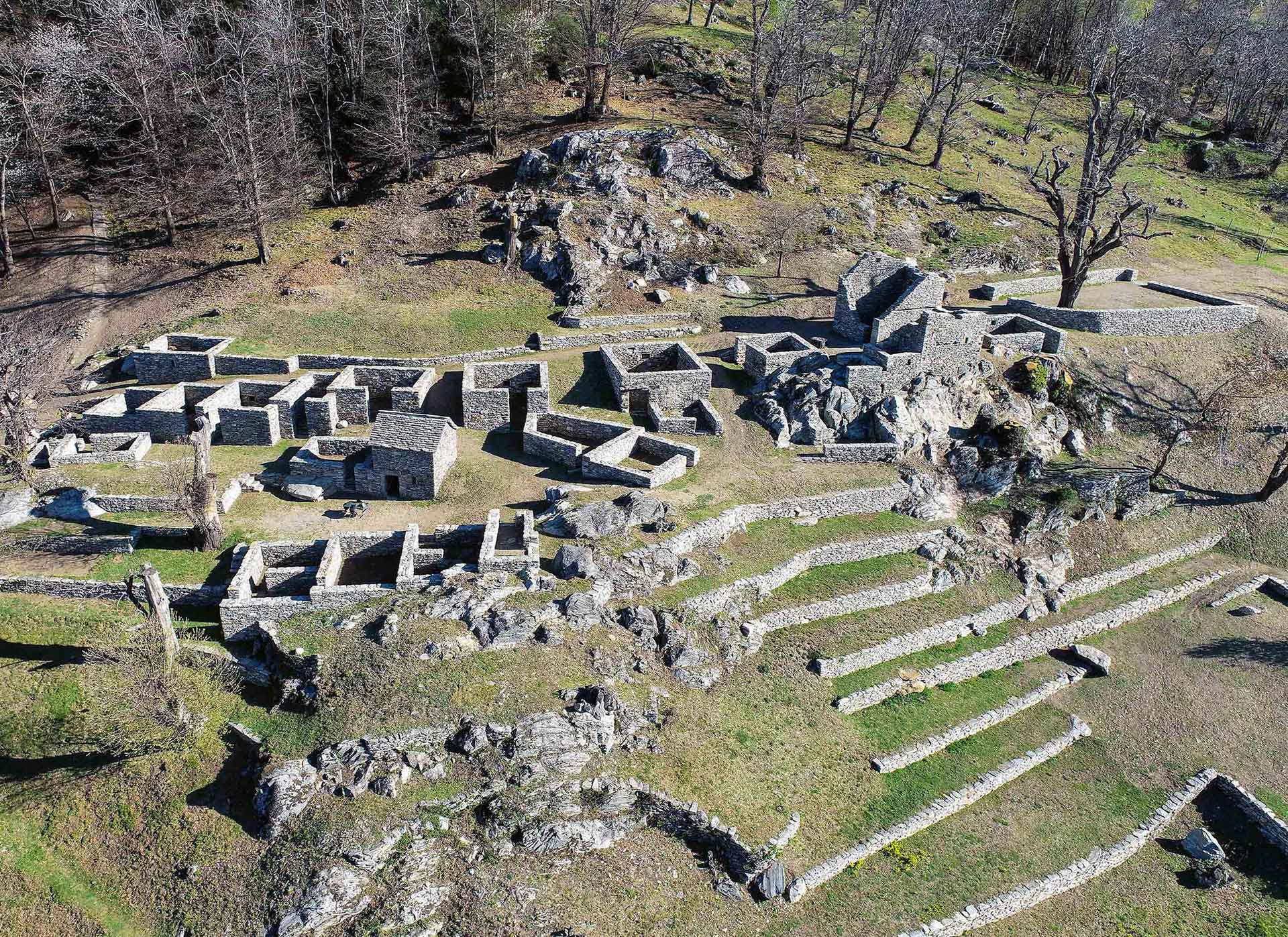Restauro di manufatti rurali in località Puncètè, Monte Carasso, Roberto Briccola, 2013.