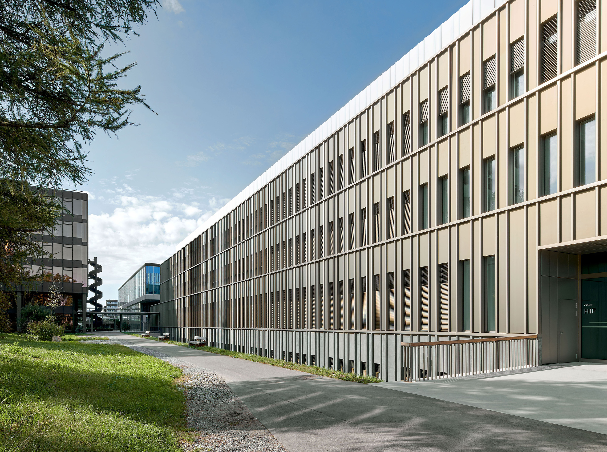 Einreichung PRIXFORIX 2024: Projekt «ETH Forschungsgebäude HIF, Zürich» von Stücheli Architekten.