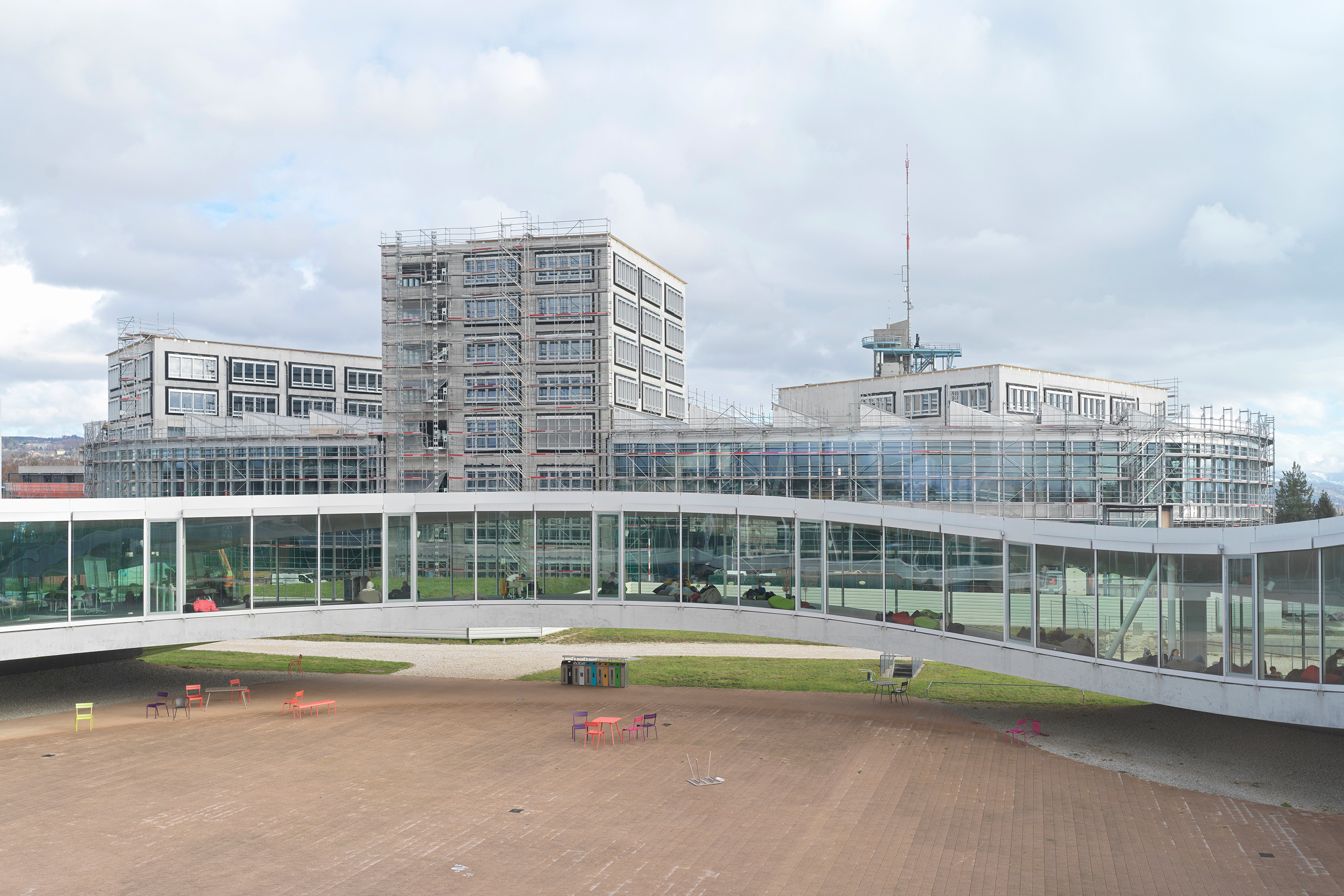 Soumission PRIXFORIX 2024: Projet «Radio &amp; Television Building (RTS), Ecublens» de OFFICE Kersten Geers David Van Severen et Fehlmann Architectes.
