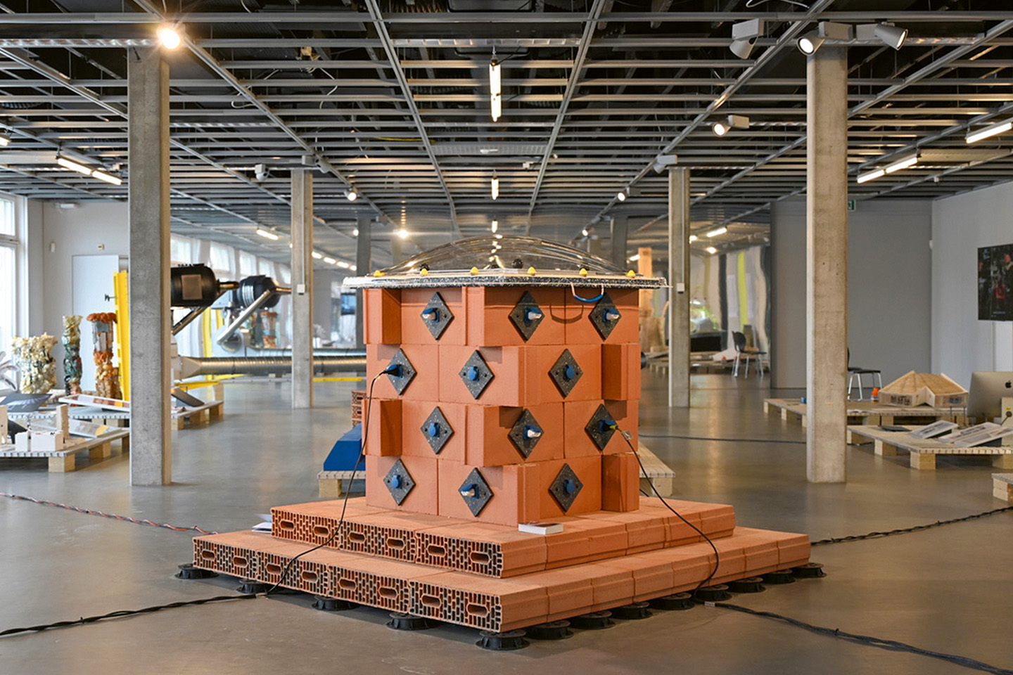 Theo De Meyer, Monument for Electricity, 2024.