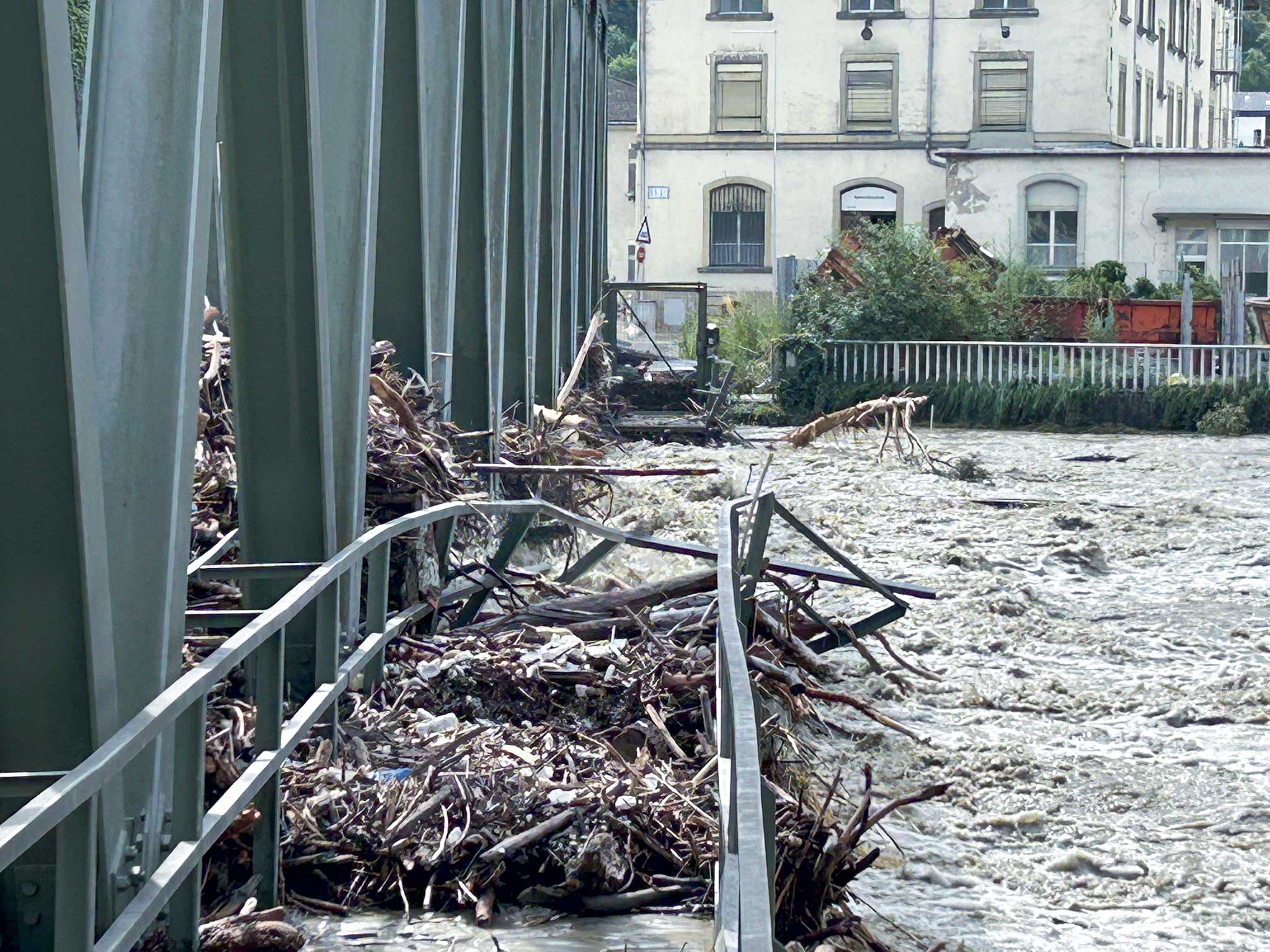 Pont de Chippis, crue du Rhône, région de Sierre, 2024