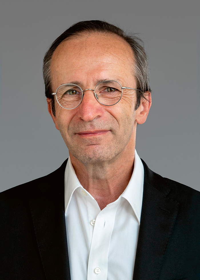Andreas Sonderegger est ­architecte (pool Architekten) et professeur à la ZHAW, où il corodirige l’­Institut Konstruktives Entwerfen (IKE).