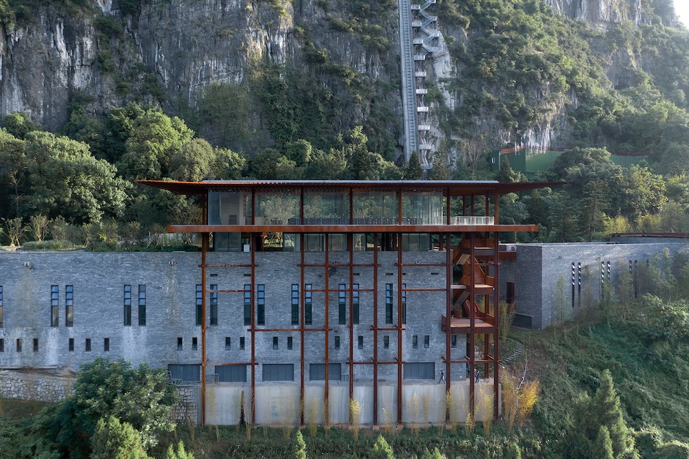 Liu-Jiakun-tianbao-renovation