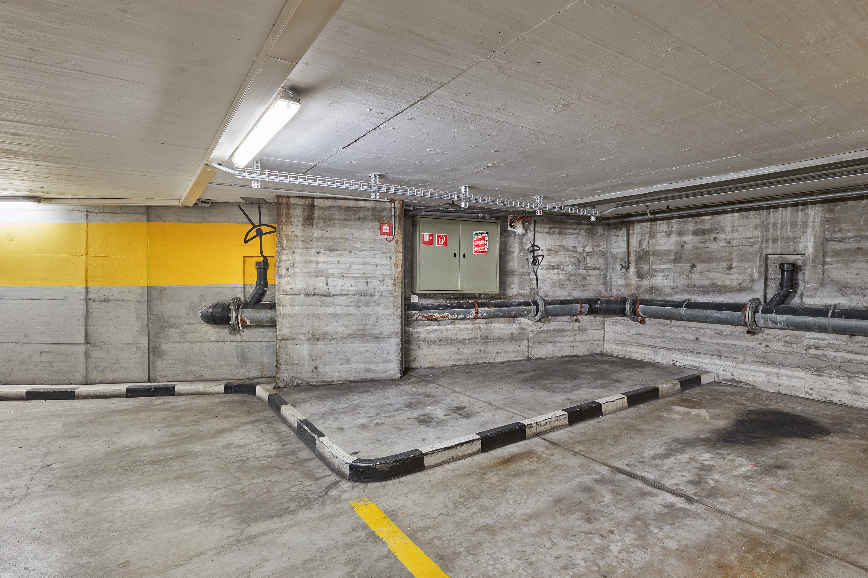art-in-garage-eth