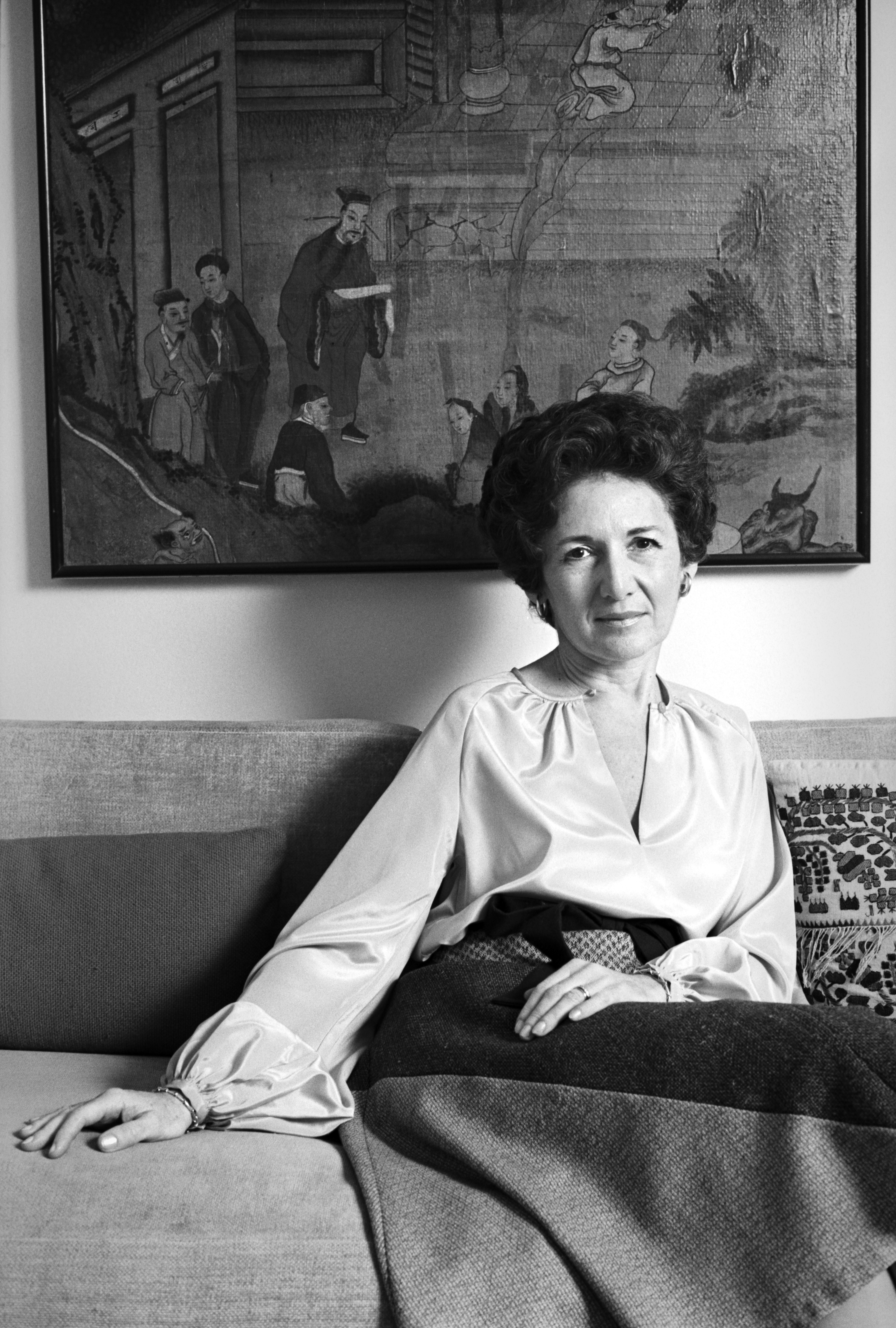 03-Gilbert, Lynn, Ada Louise Huxtable.jpg