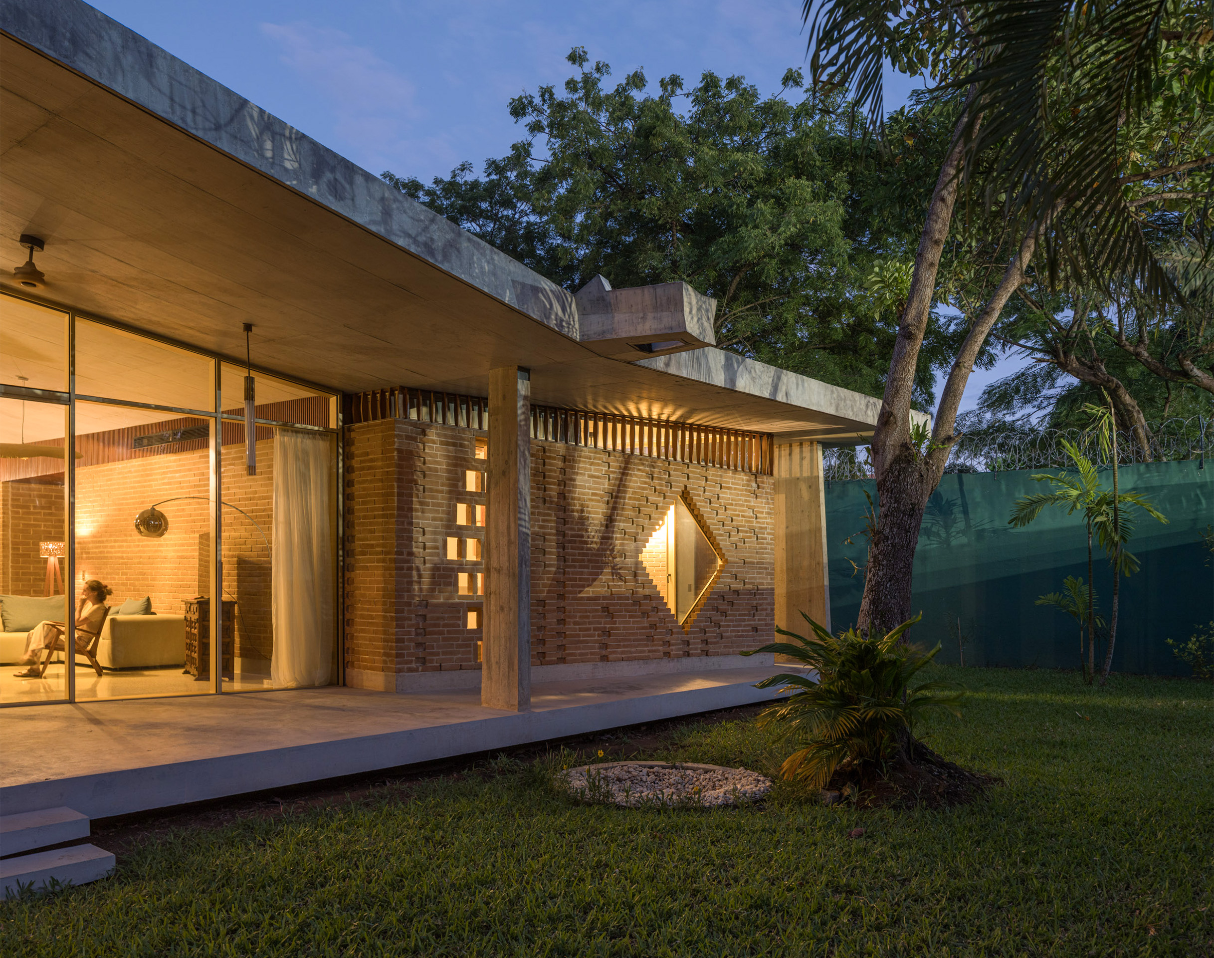 Abidjan-résidence-localarchitecture-ambassade-suisse-gafsou-3.jpg