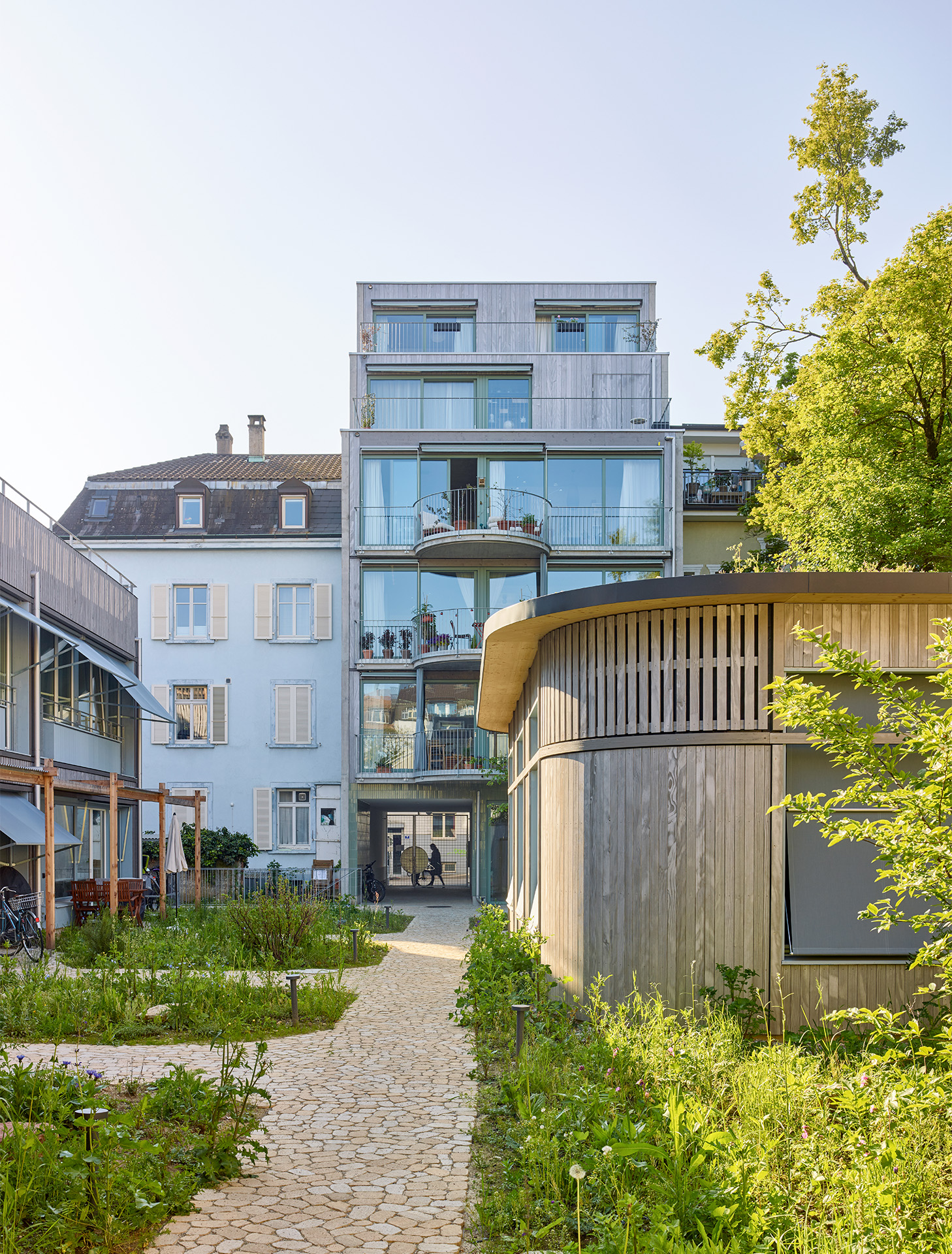 rahbaran-huerzeler-architekten-colmarerstrasse-basel-89.jpg