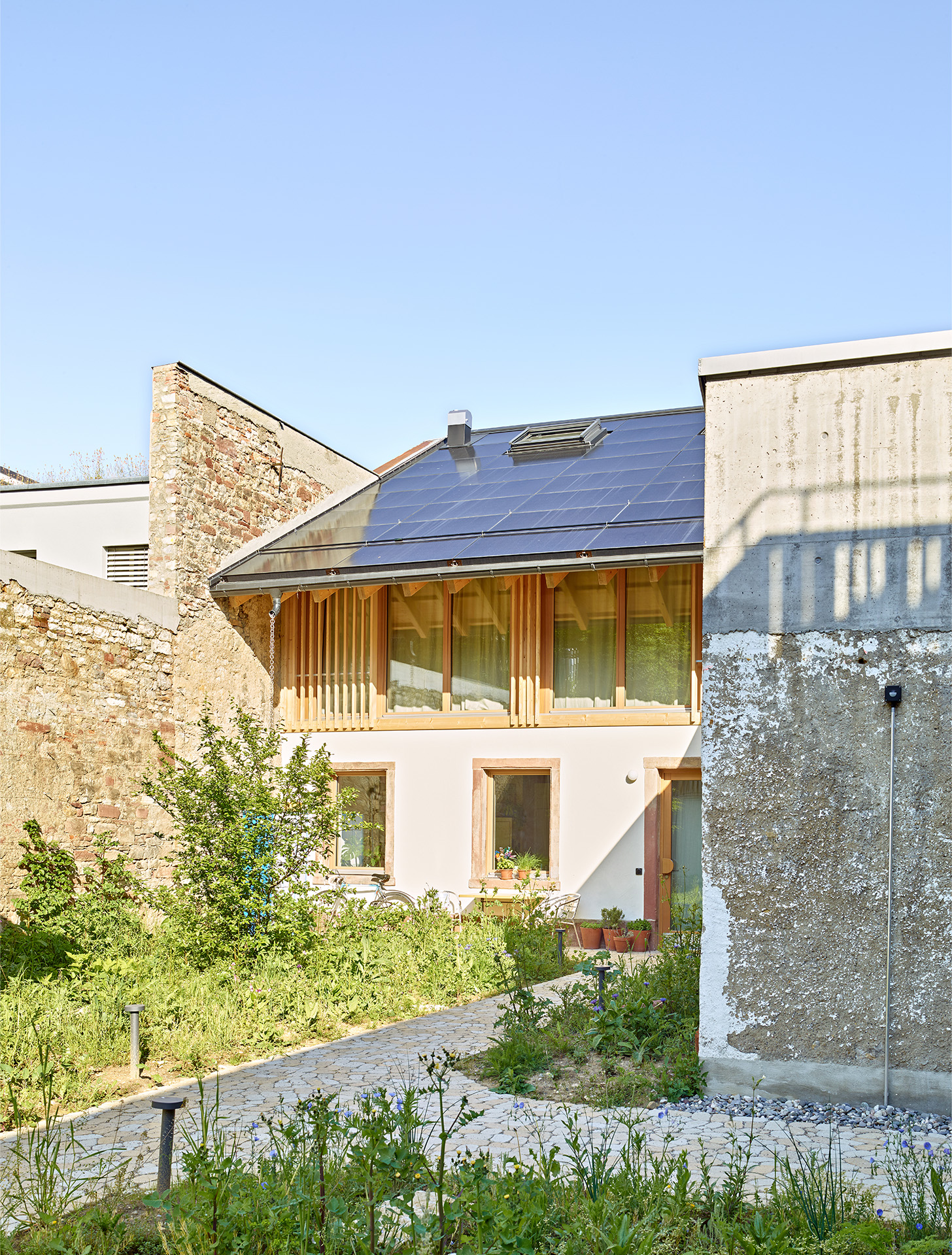 rahbaran-huerzeler-architekten-colmarerstrasse-basel-90.jpg
