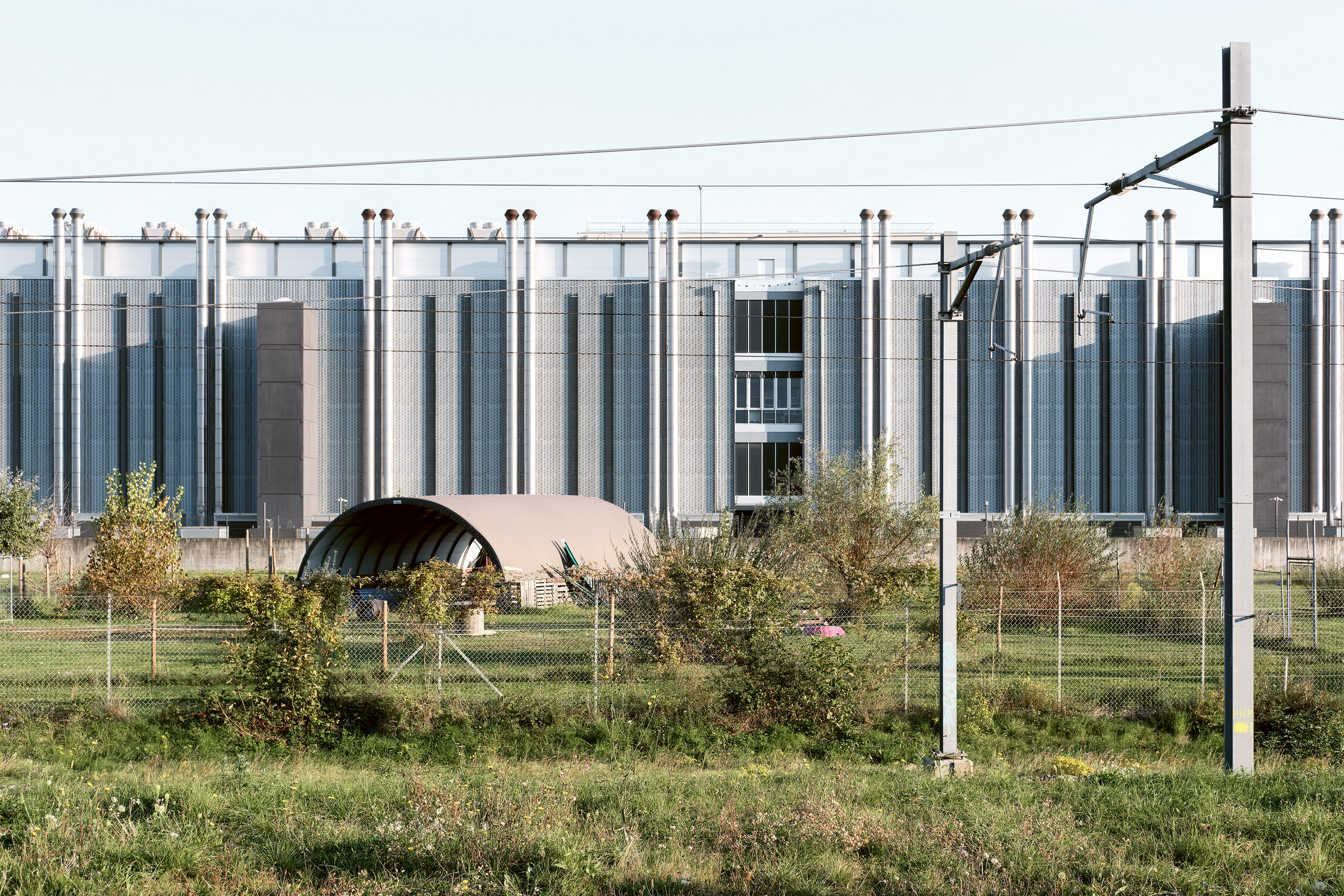 Data centers-F-Gland cadrage-Julien Heil.jpg