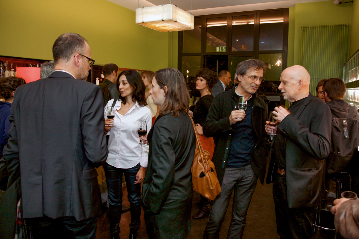 Besucher des Films «The Wounded Brick» im Stadtkino Basel.
