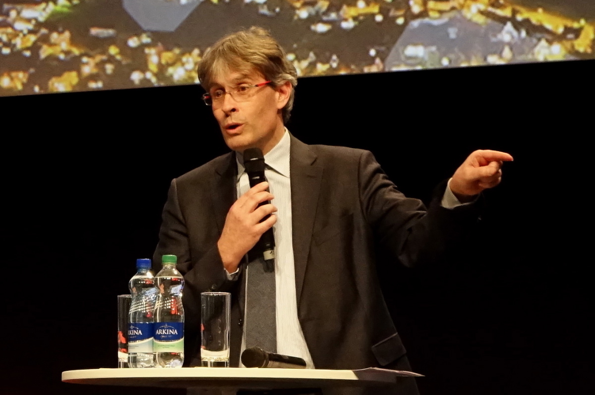 Für das Tessin grüsst Prof. Franco Gervasoni, Scuola universitaria professionale della Svizzera italiana (SUPSI).