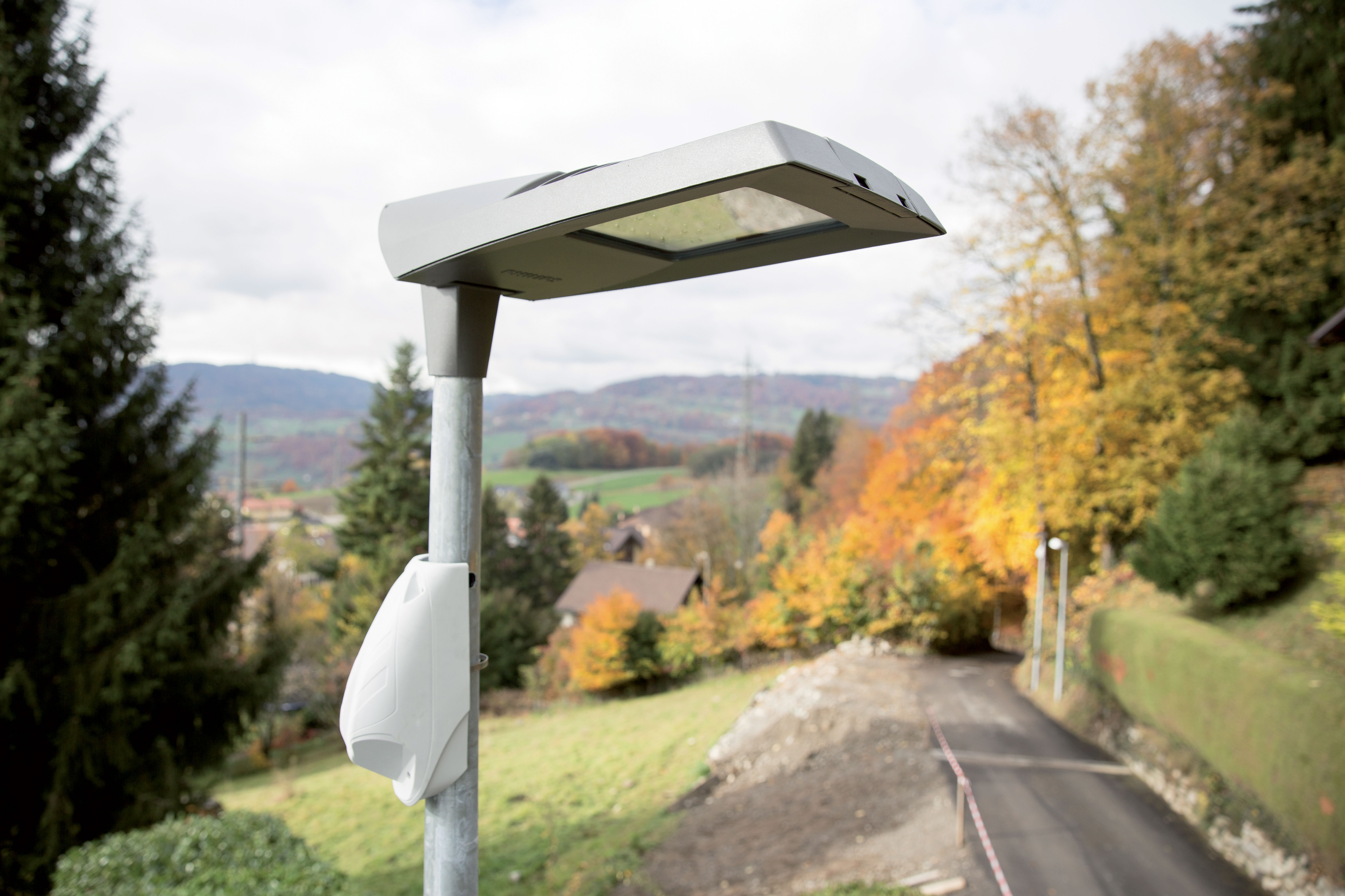Luminaire LED avec capteur de mouvements
