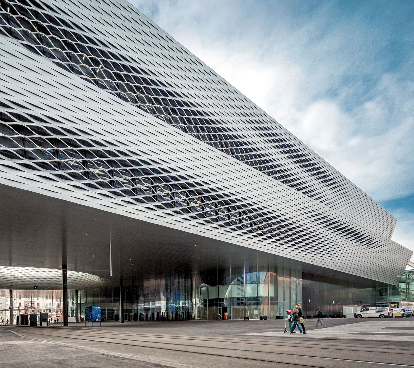 Herzog &amp; De Meuron, Centro fieristico, Basilea.