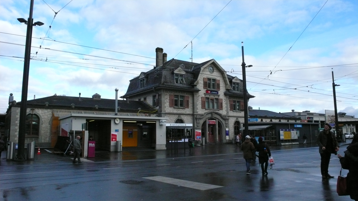 Der originale Bahnhof von 1855; die Modernisierung findet vor allem im Untergrund statt.