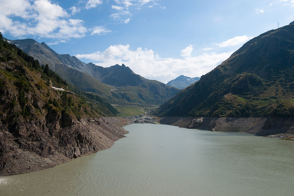 Lac des Toules am Grossen St. Bernhard im Kanton Wallis.