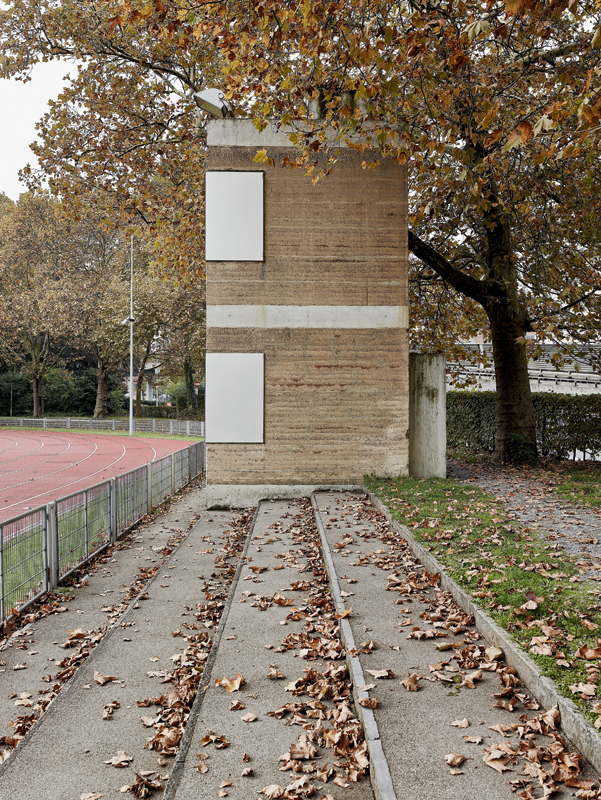 Bei den Gerätehäuschen im Zürcher Sihlhölzli von Boltshauser Architekten wurden seit 2002 einmal die Graffiti entfernt.