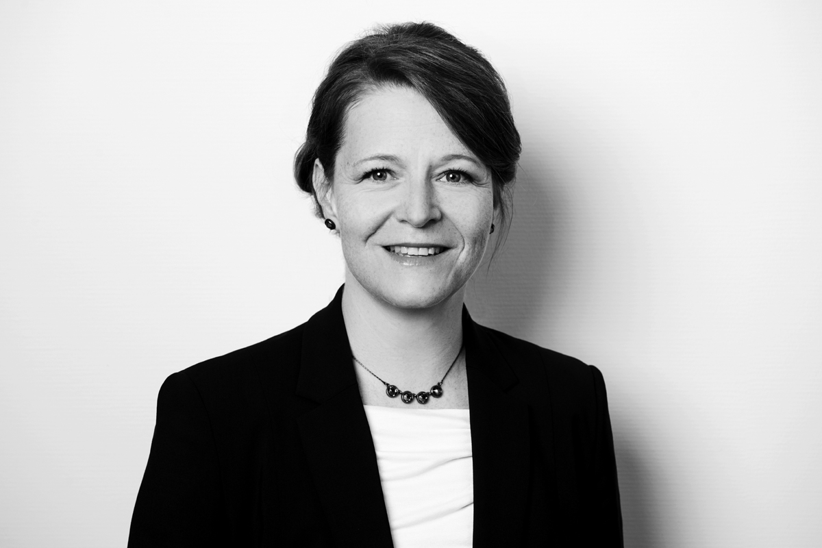 Nach dem Architekturstudium an der ETH Zürich arbeitete Daniela Ziswiler als Projektleiterin, war als wissenschaftliche Mitarbeiterin an der Professur für Architektur und Bau­prozess (ETH) tätig und als Mitglied der Studienleitung der Weiterbildungs­programme mitverantwortlich für die Inhalte und Entwicklung der Studiengänge. Anschliessend arbeitete sie als Leiterin Atelier- und Prozessorganisation und war Mitglied der Geschäftsleitung bei Harder Spreyermann Architekten in Zürich. Im April 2016 wec