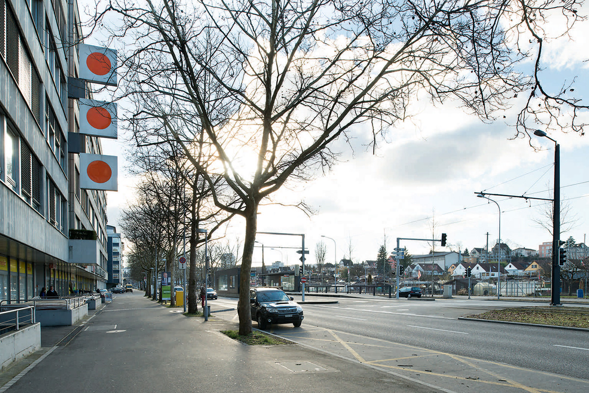 Thurgauerstrasse, Zürich.