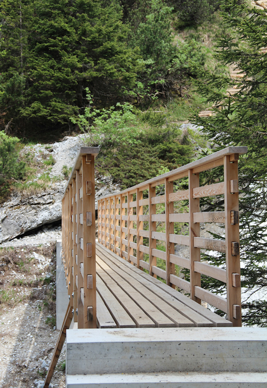 «Verweilbrücke».