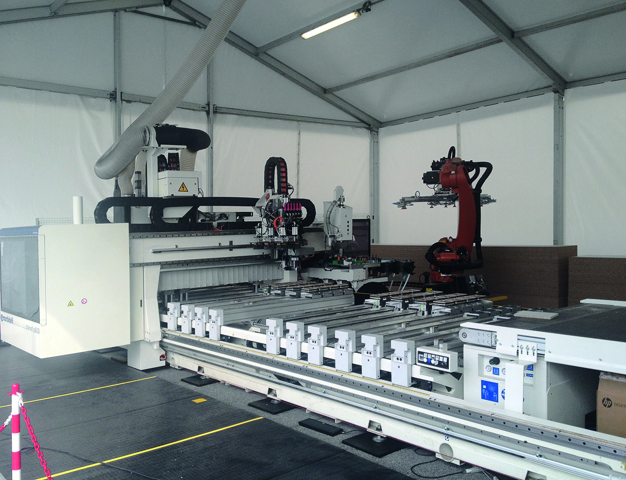 Macchina CNC e sistema di automazione.