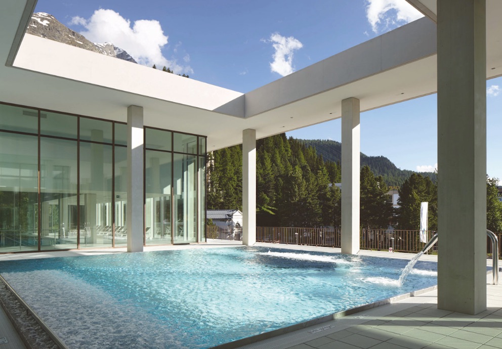 Auszeichnung: Ovaverva Hallenbad, Spa und Sportzentrum in St. Moritz von Bearth &amp; Deplazes/Morger + Dettli, Chur/Basel, 2014