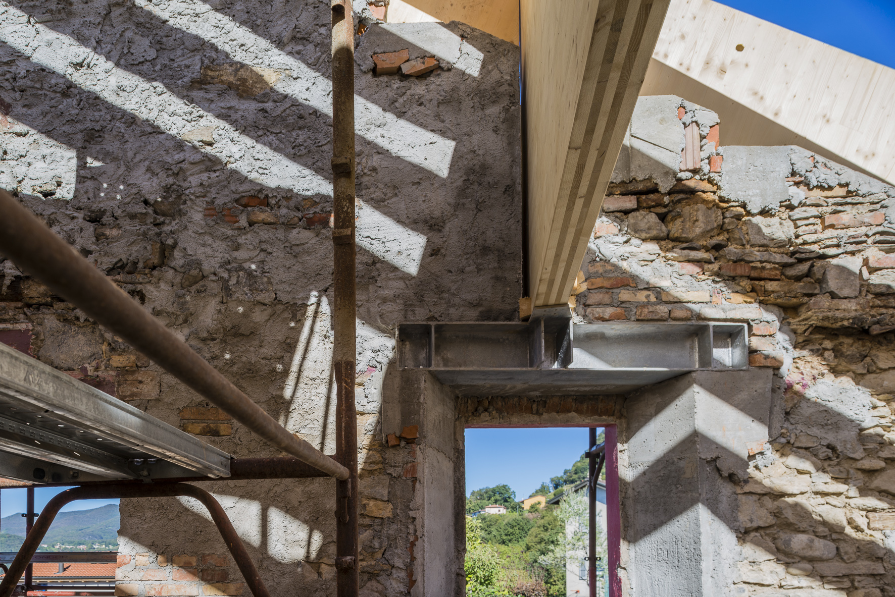 Casa nel borgo, Salorino TI. Architettura: Stefanie Hitz, Salorino con Luca Mostarda, Atelier Nido, Mendrisio