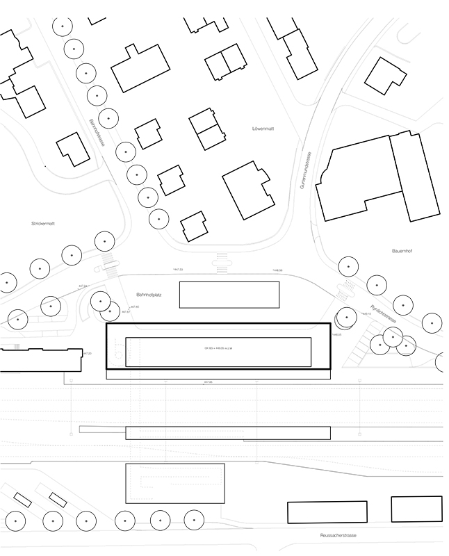 ARGE Buchner Bründler Planer / Proplaning passen den Neubau in die Lücke zwischen Gleisen und Busterminal.