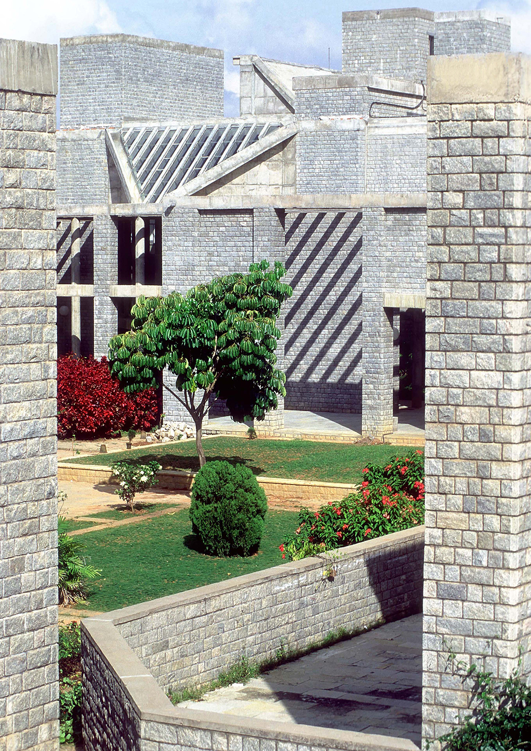 Indian Institute of Management, Bangalore 1977–1992 (Multiple Phases), Bangalore, India