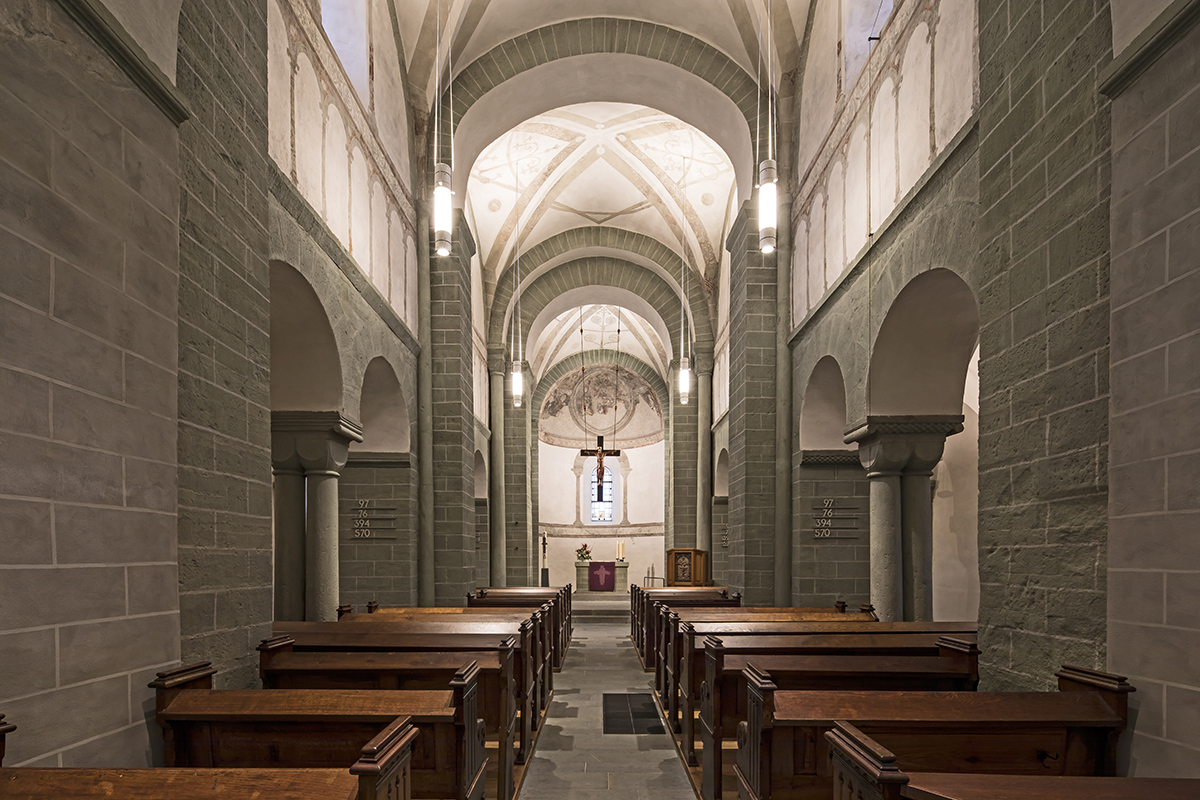 Kategorie: Kulturbauten | Evangelische St.-Andreas-Kirche, Ostönnen | Lightmosphere