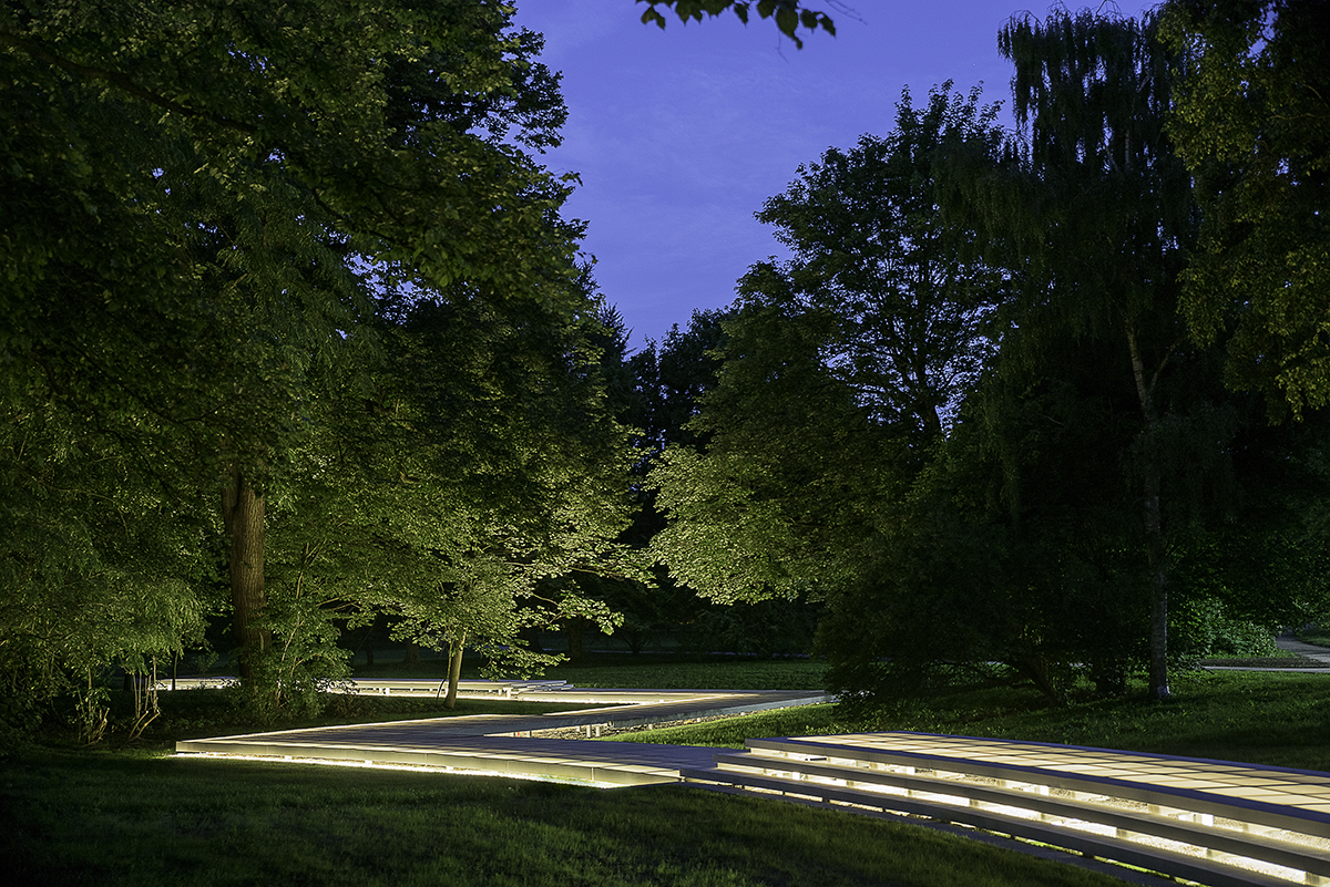 Kategorie: Öffentliche Bereiche / Außenbeleuchtung | Welfengarten Hannover | Studio DL
