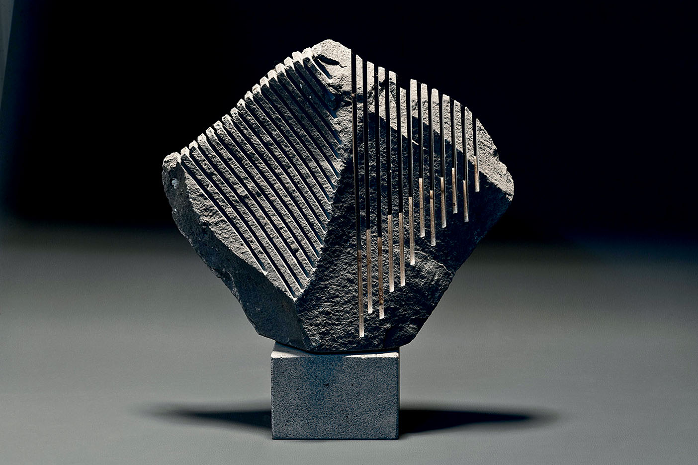 Pinuccio Sciola, Pietra sonora, basalto