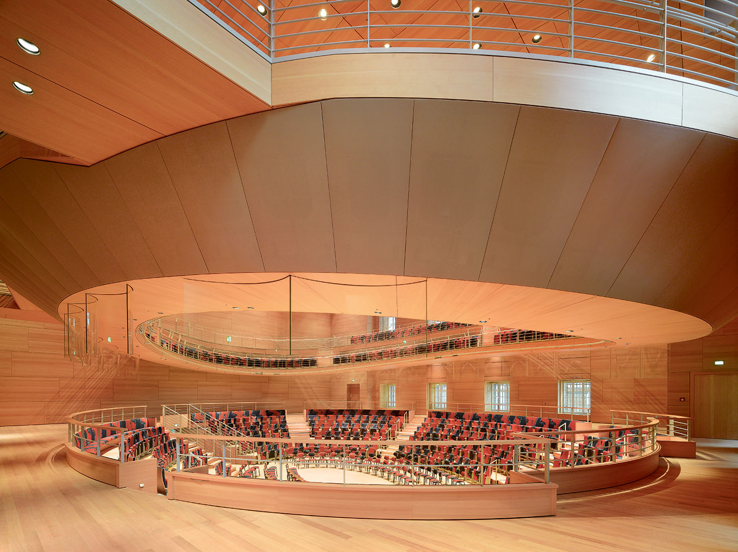 Frank O. Gehry, HG Merz, acustica di Yasuhisa Toyota. Pierre Boulez Saal, Barenboim-Said Academy, Berlino 2017. Foto Roland Halbe.