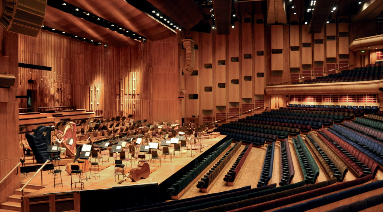 La Hall del Barbican Center di Londra prima di un concerto nel 2016.