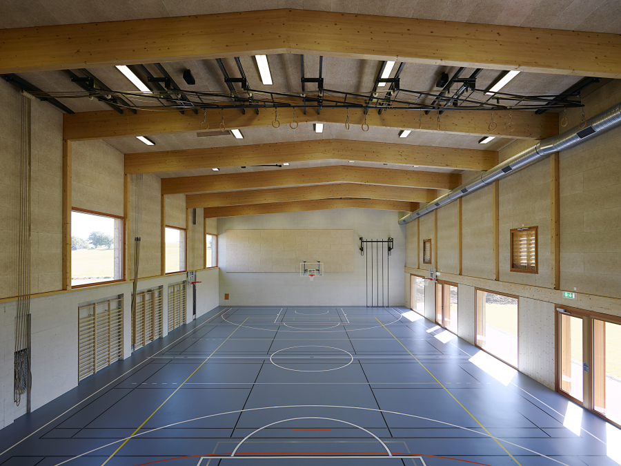 Schule La Verrerie VD: Neubau mit Turnhalle 2016. Architektur: Atelier Alain Wolff, Lausanne