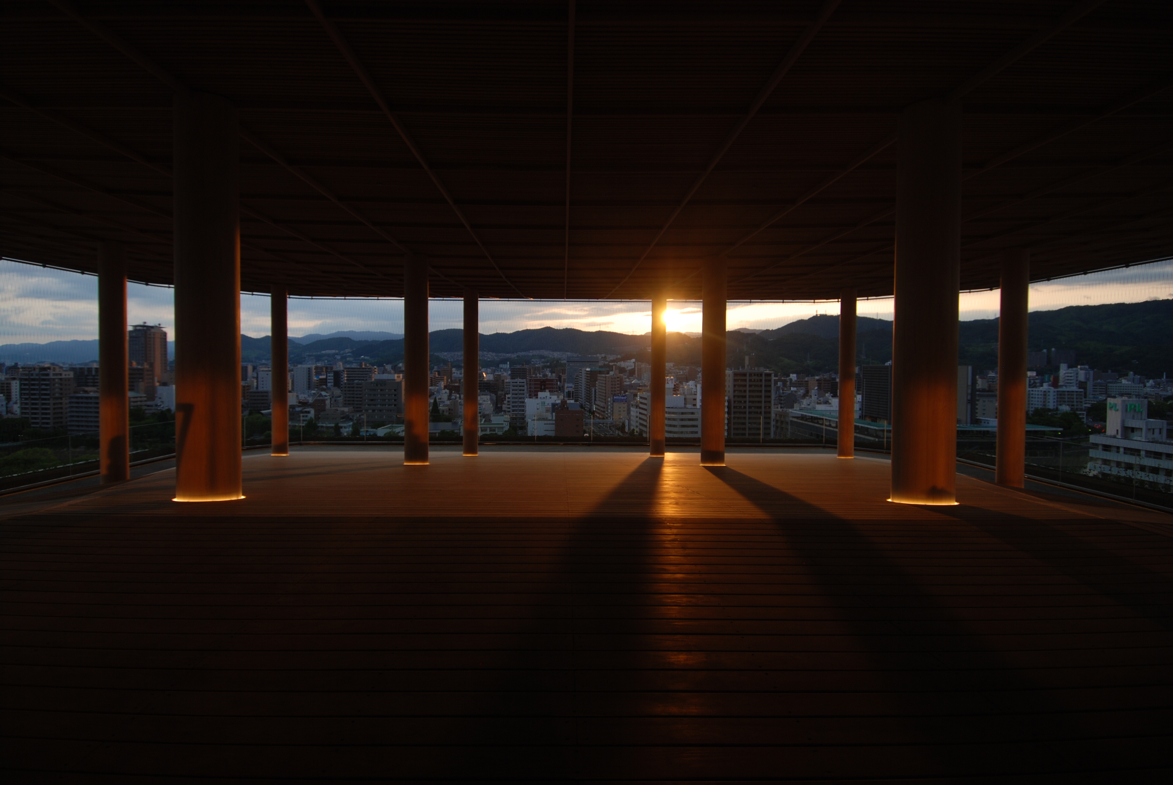 Hiroshima Orizuru Tower von Hiroshi Sambuichi.