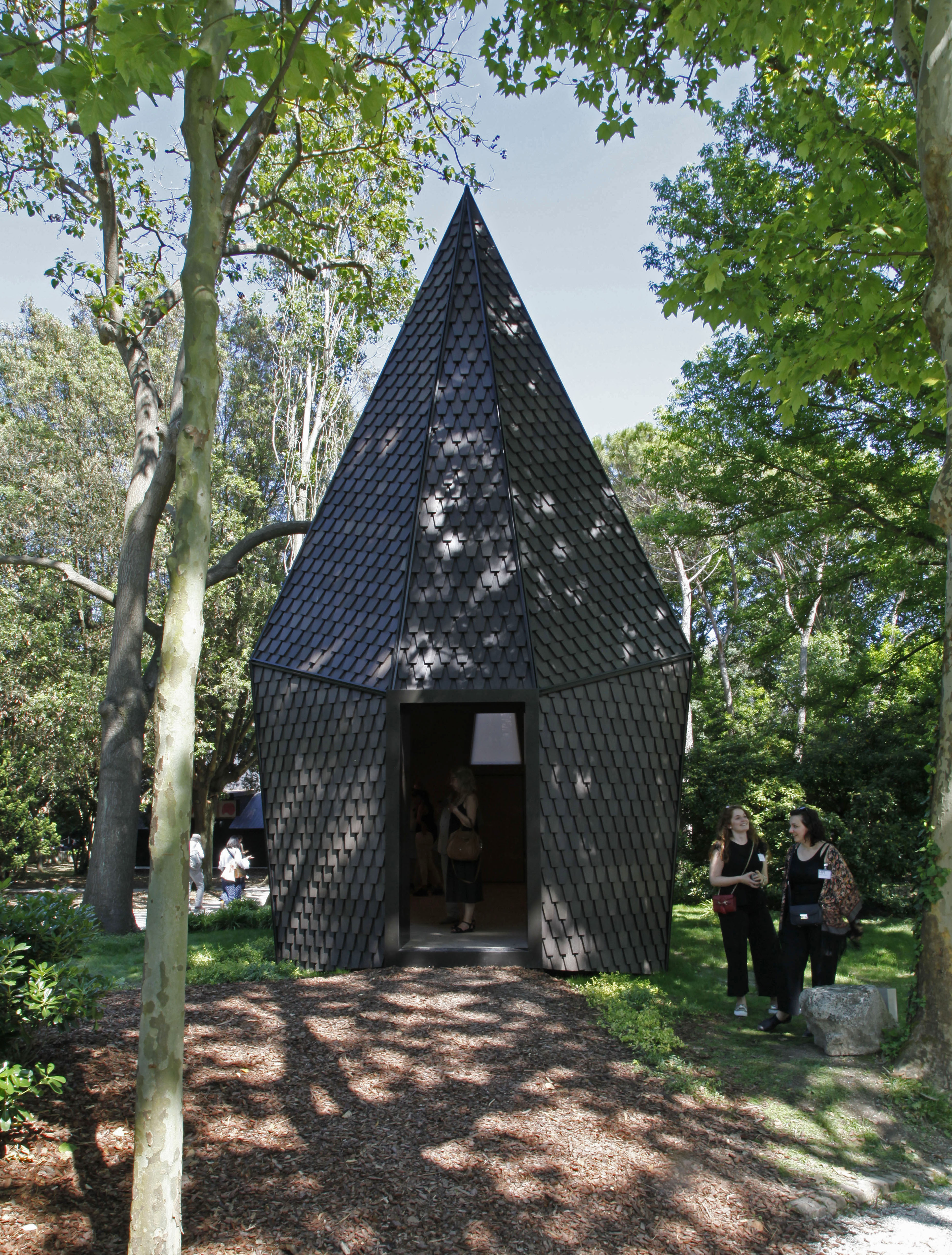 16ma Biennale Architettura di Venezia, Padiglione Vaticano, Magnani Pelzel
