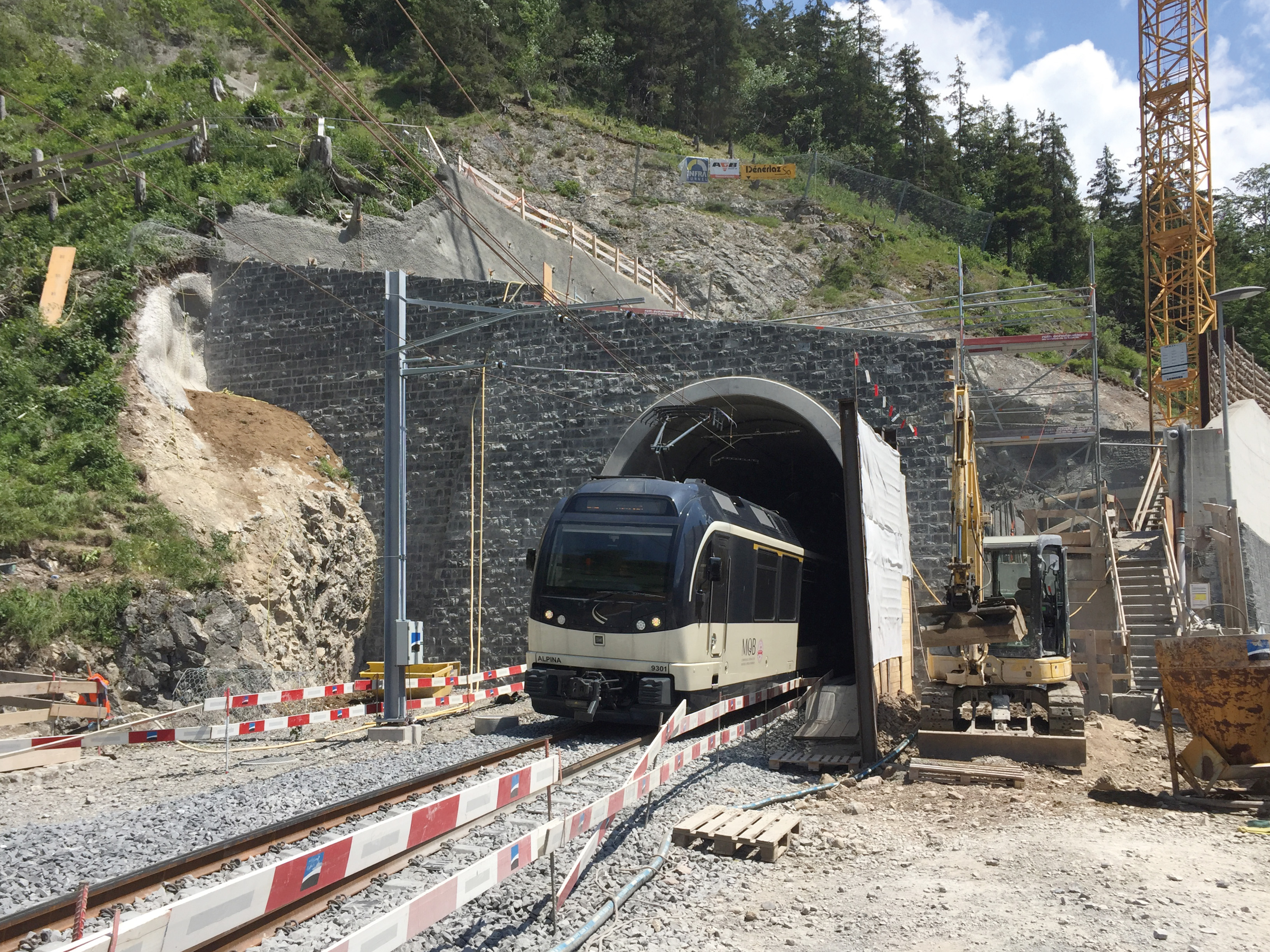 Nouveau portail Rossinière et tranchée couverte
