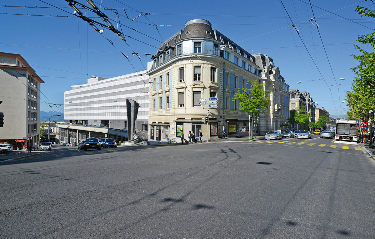 Ecke Avenue de la Gare / Avenue d’Ouchy heute. Die beiden historischen Gebäude an der Avenue de la Gare bleiben erhalten.