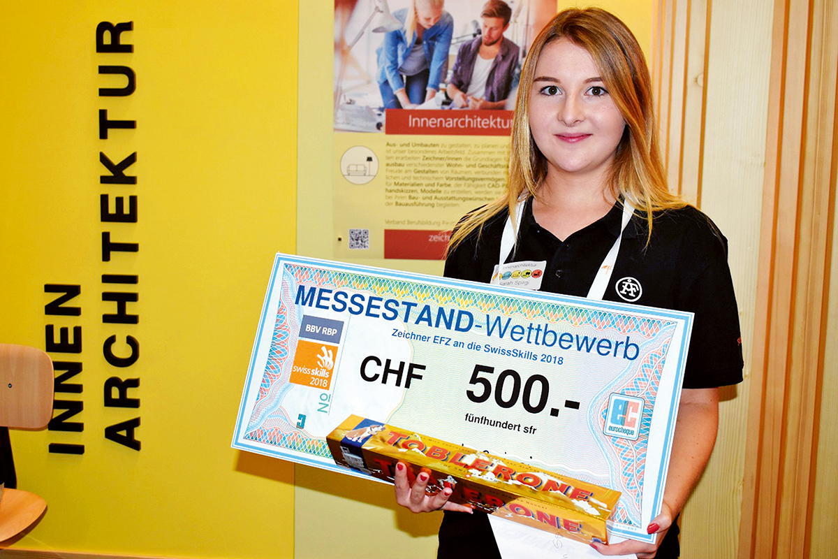 Gewinnerin des Messestandwett­bewerbs: Sarah Spirgi, Lernende Zeichnerin EFZ.