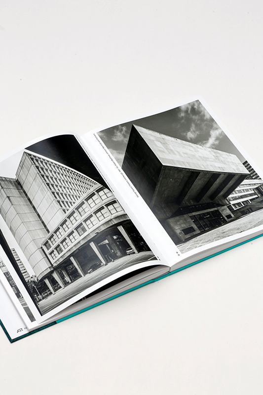 Simon Phipps: Finding Brutalism. Eine fotografische Bestandsaufnahme britischer Nachkriegsarchitektur. Verlag: Park Books, Zürich | Herausgeber: Hilar Stadler, Andreas Hertach