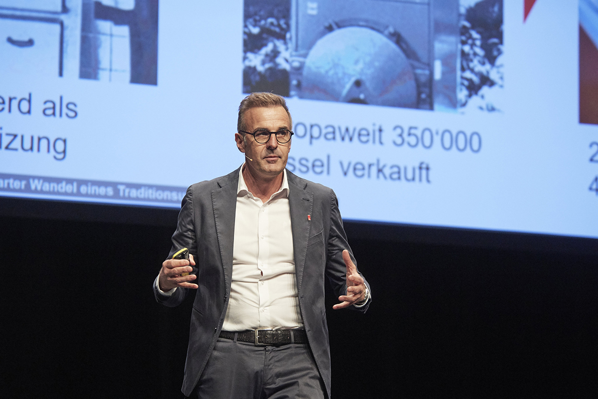 Peter Gerner, Co-CEO Hoval-Gruppe; sein Referat trug den Titel: «Digitalisierung – smarter Wandel eines Traditionsunternehmens»