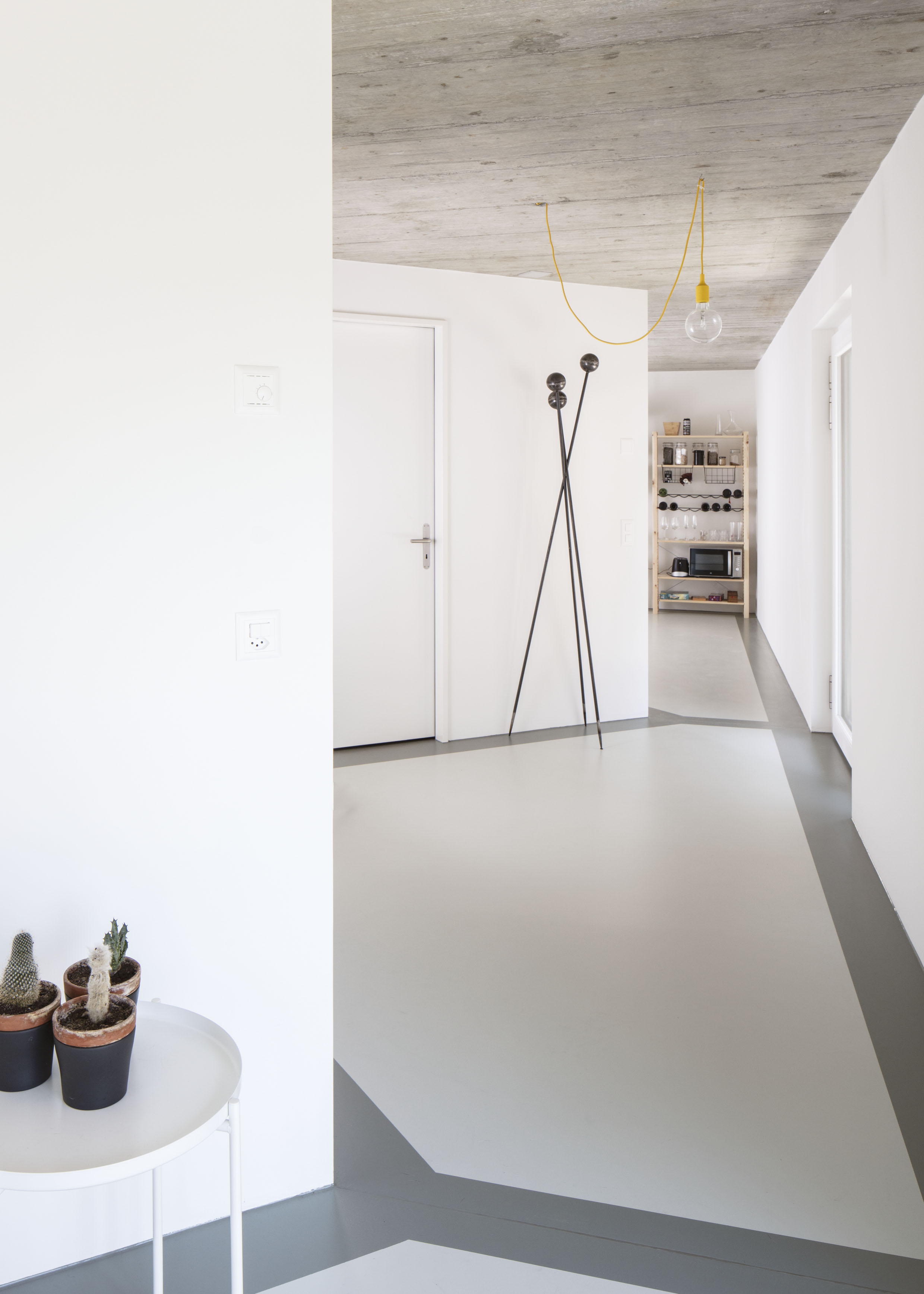 Les espaces de vie des appartements sont pour la plupart triangulaires.