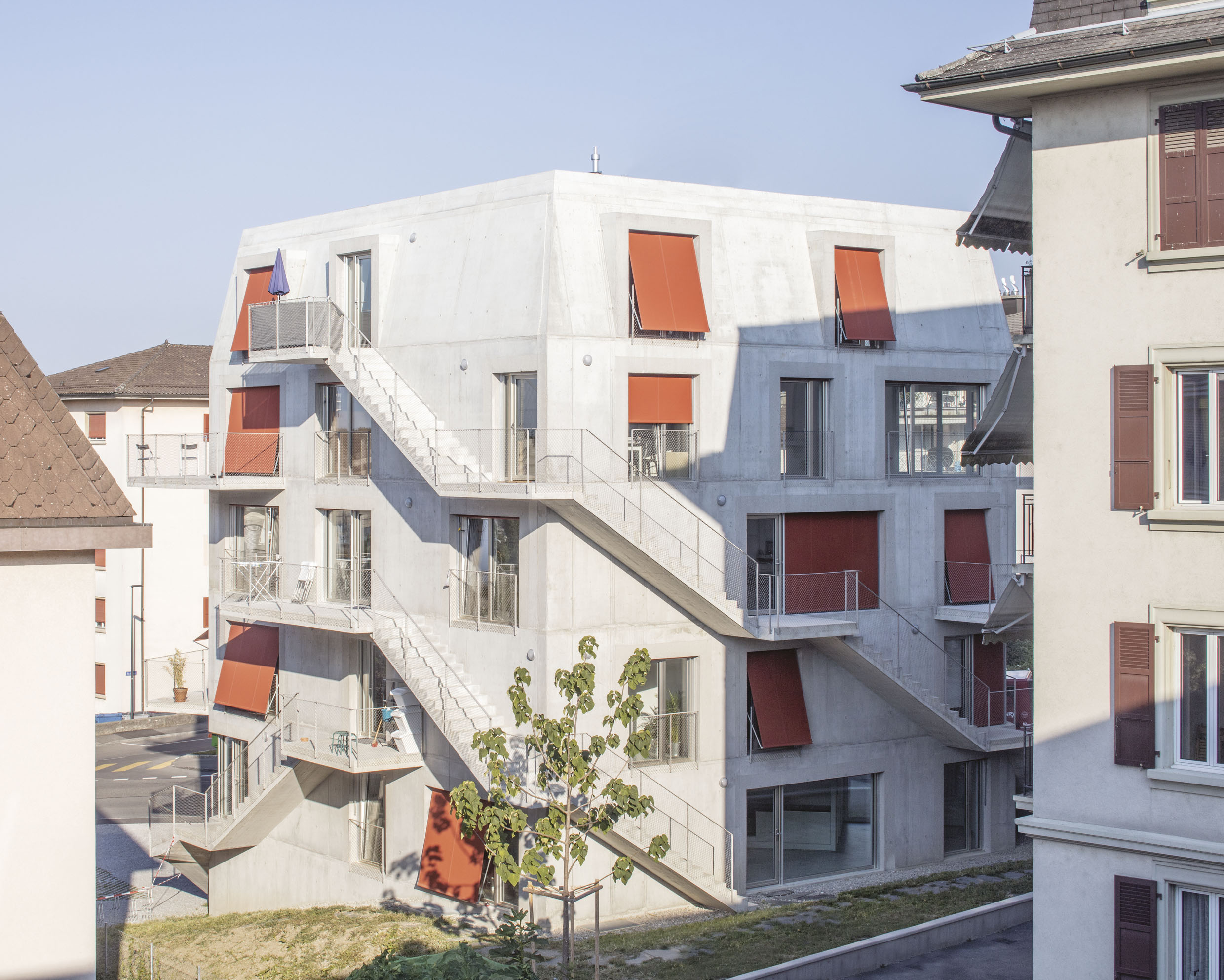 Le bâtiment est en dialogue avec son environnement.