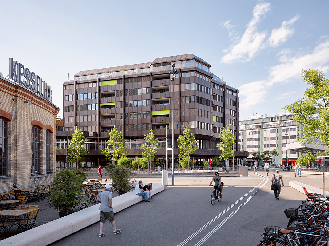 Am Eingang zu den neuen Stadt­teilen  von Winterthur, der Lokstadt und dem Lagerplatz.