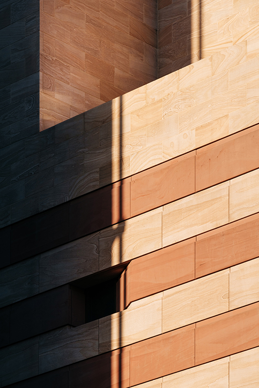 Detail einer Fassade in Holzbauweise, London.