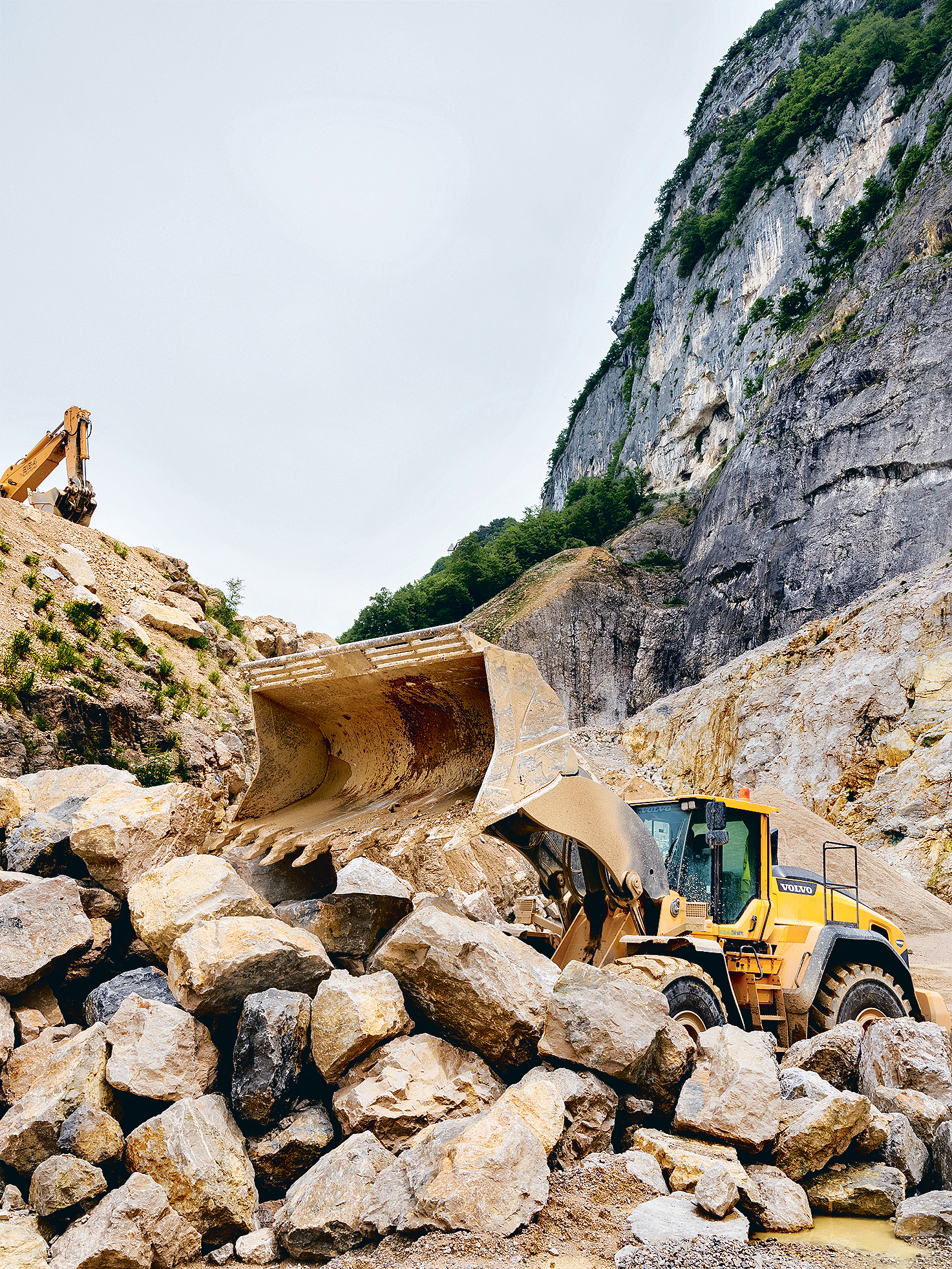 La carrière du Salève avec des blocs cyclopéens