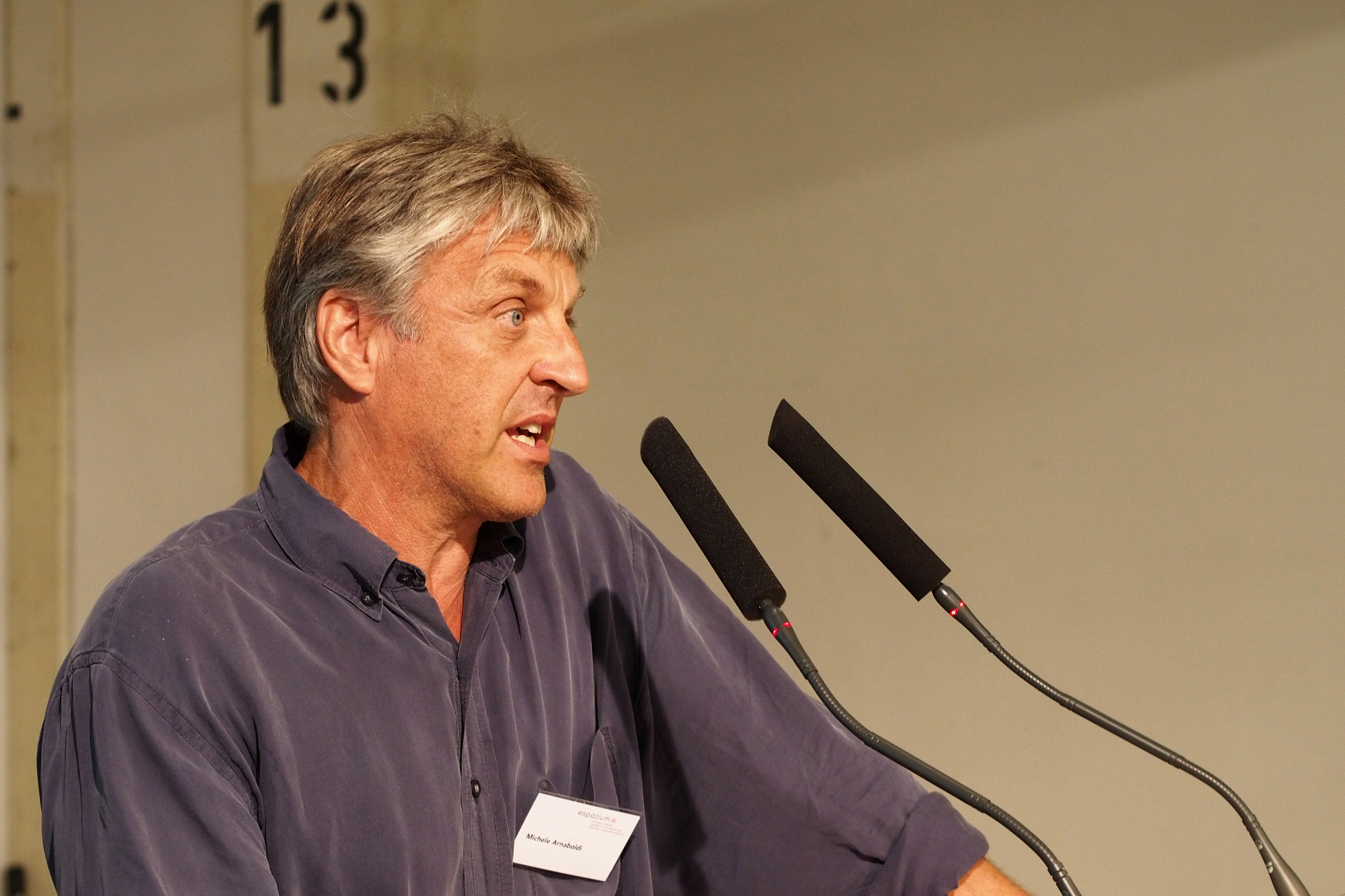 «Im Tessin gibt es keine städtebauliche Planung. Eine solche Kultur muss sich erst entwickeln», so Michele Arnaboldi, Architekt. «Der Kanton Tessin müsse als Stadt geplant werden.» (Foto: Christof Rostert)