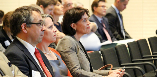 Bei der Sache: Bundesrätin Doris Leuthard, US-Botschafterin Suzan G. LeVine und ZHAW-Rektor Jean-Marc Piveteau am Abschlussanlass der Innovation Days (von rechts).