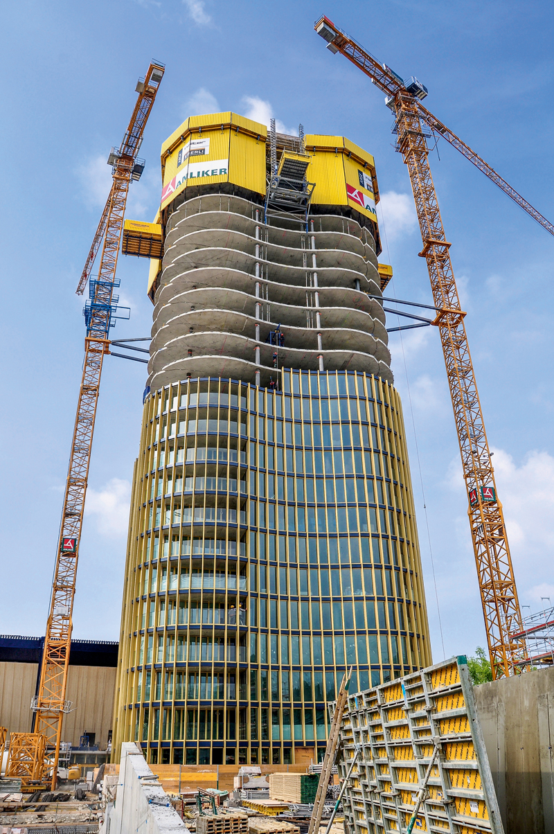 Neubau Wohntürme Allmend Luzern (Architektur: Marquez Architekten Luzern; Auftraggeber Halter Entwicklungen Zürich, 2008–2009).